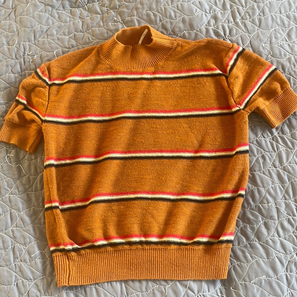 FREE PEOPLE knit shirt